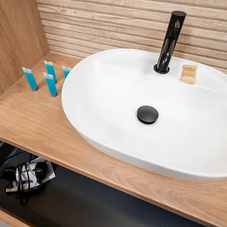 Srebrzyńska Superior By Bookinghost Łódź