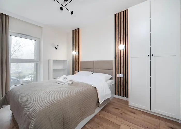 Apartament Srebrzyńska Superior By Bookinghost *