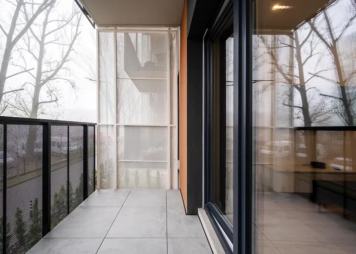 Apartament Srebrzyńska Superior By Bookinghost *